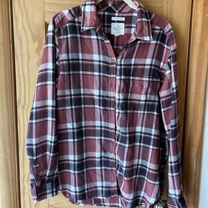 American Eagle Ahmazing Soft Boyfriend Fit Flannel